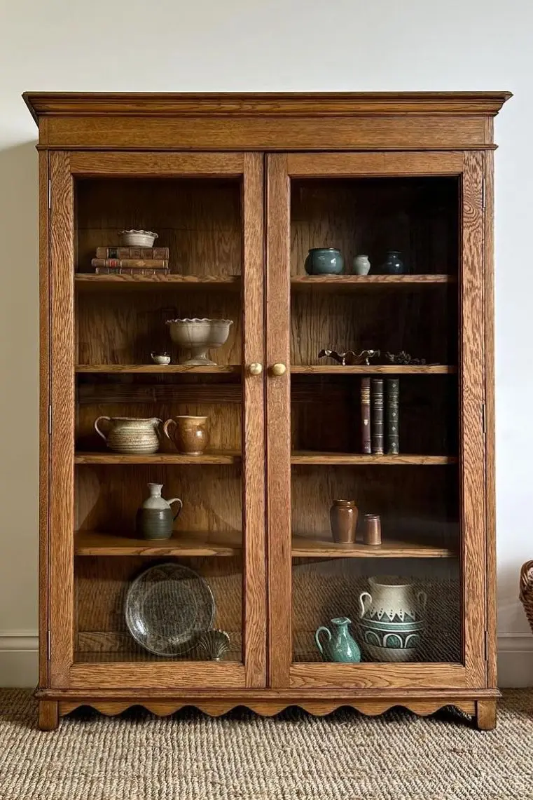 کابینت چوبی در آشپزخانه با طراحی مدرن و کاربردی