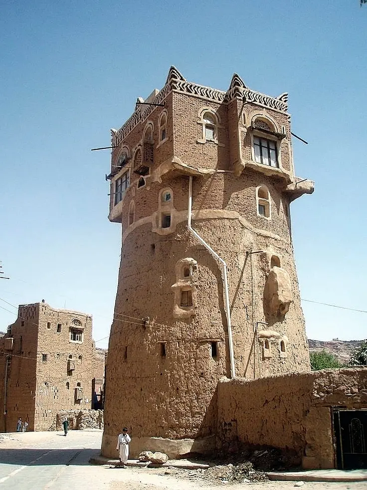 طراحی بازسازی ساختمان با حفظ عناصر تاریخی