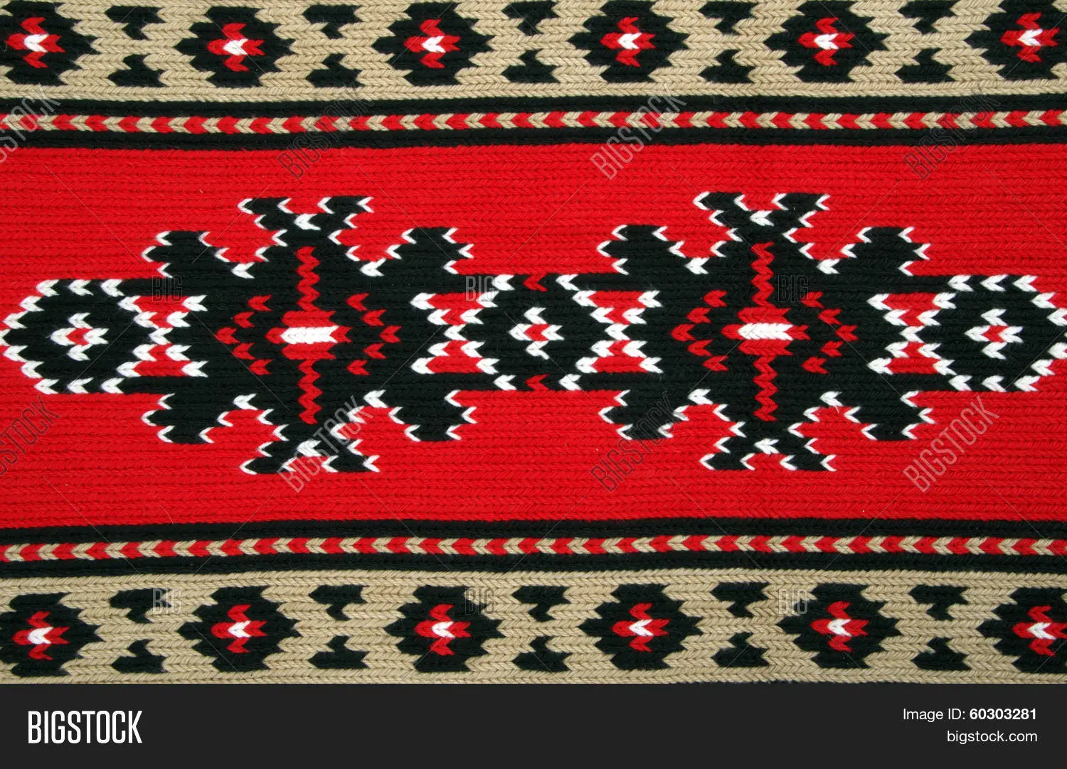 نمونه‌ای از ساختمان مدرن با استفاده از مصالح سنتی و مدرن