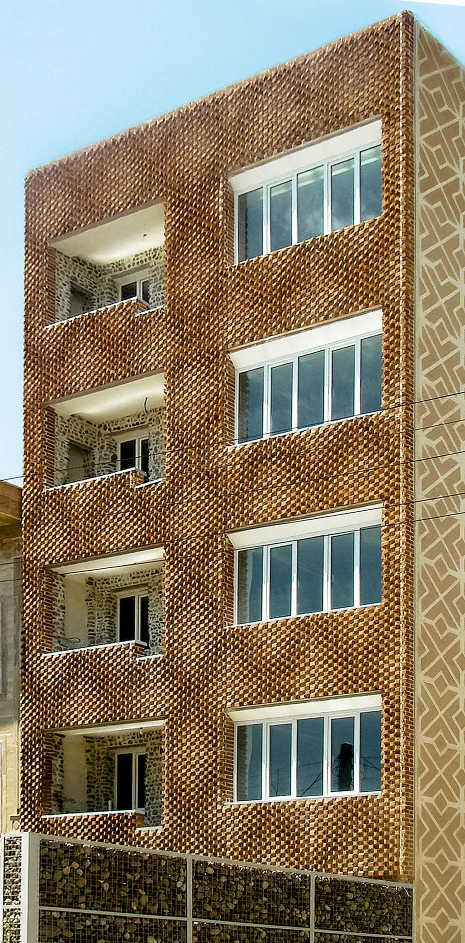 نمونه‌ای از آجر مشبک سنتی در یک بنا تاریخی