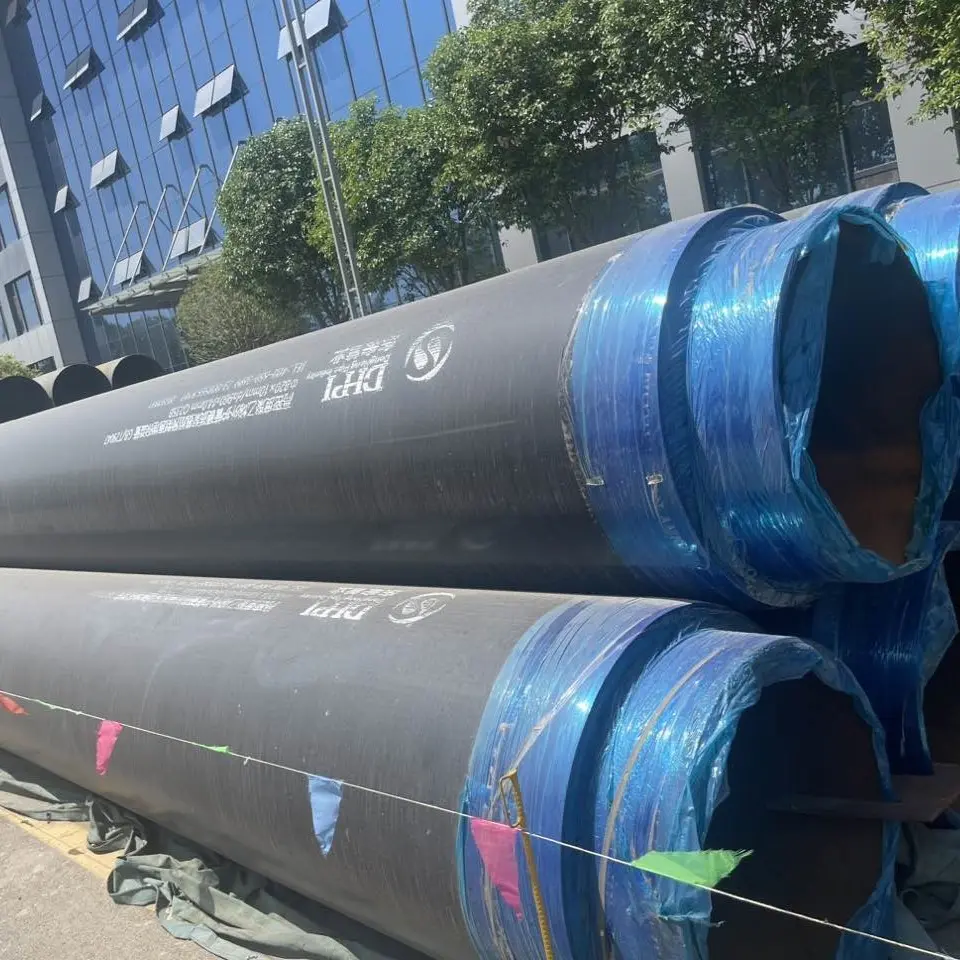 لوله فولادی پیش‌عایق‌بندی شده با فوم پلی‌یورتان و پوشش HDPE برای استفاده در زیرزمین