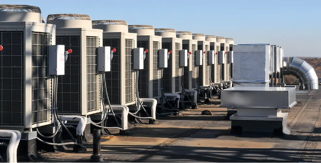 مقایسه سیستم VRF با سیستم‌های اسپلیت چندتایی در یک ساختمان مسکونی