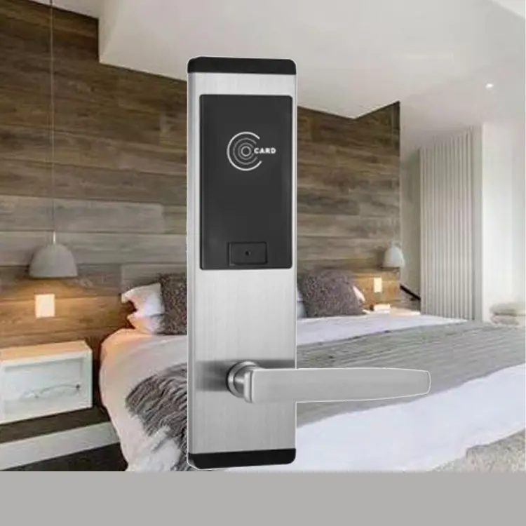 سیستم قفل هوشمند هتل با نرم‌افزار مدیریت مرکزی و امکانات پیشرفته