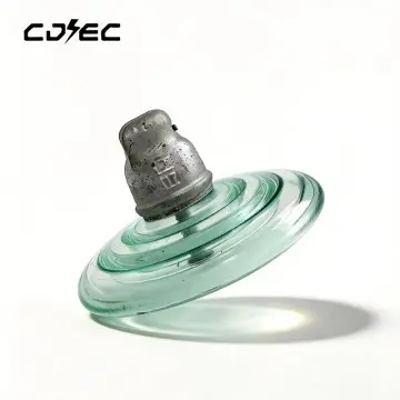 نمونه‌ای از عایق‌های نانو در حال اعمال بر روی سطح بتن که نشان‌دهنده روش نصب این نوع عایق‌ها است