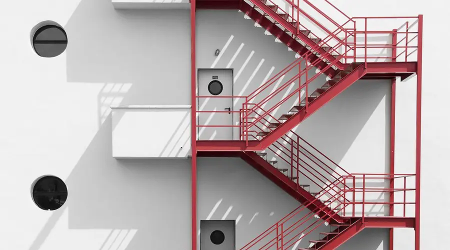 سیستم دودبندی راه‌پله