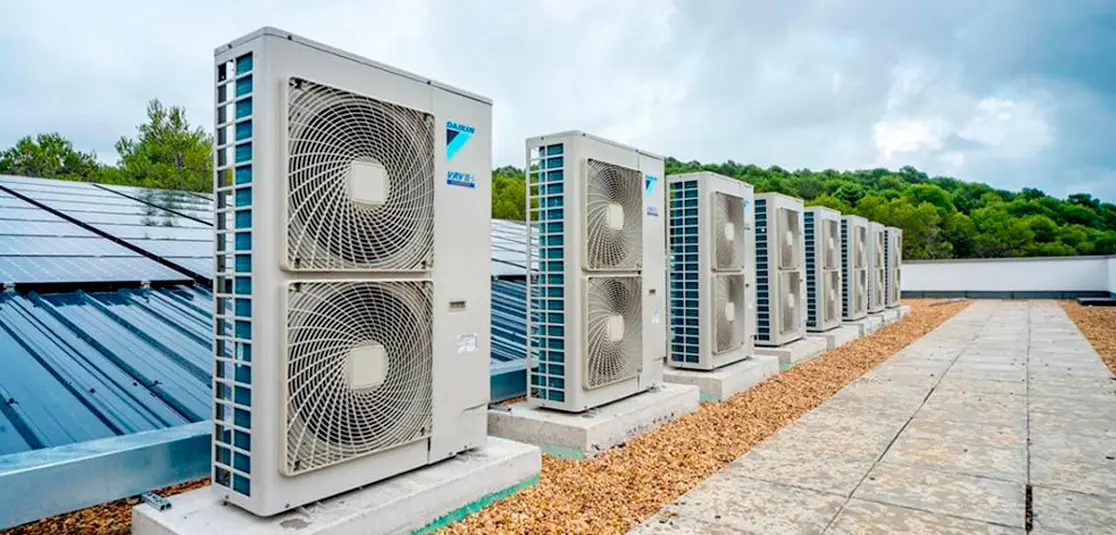 سیستم VRF برای چه ساختمان‌هایی مناسب است؟